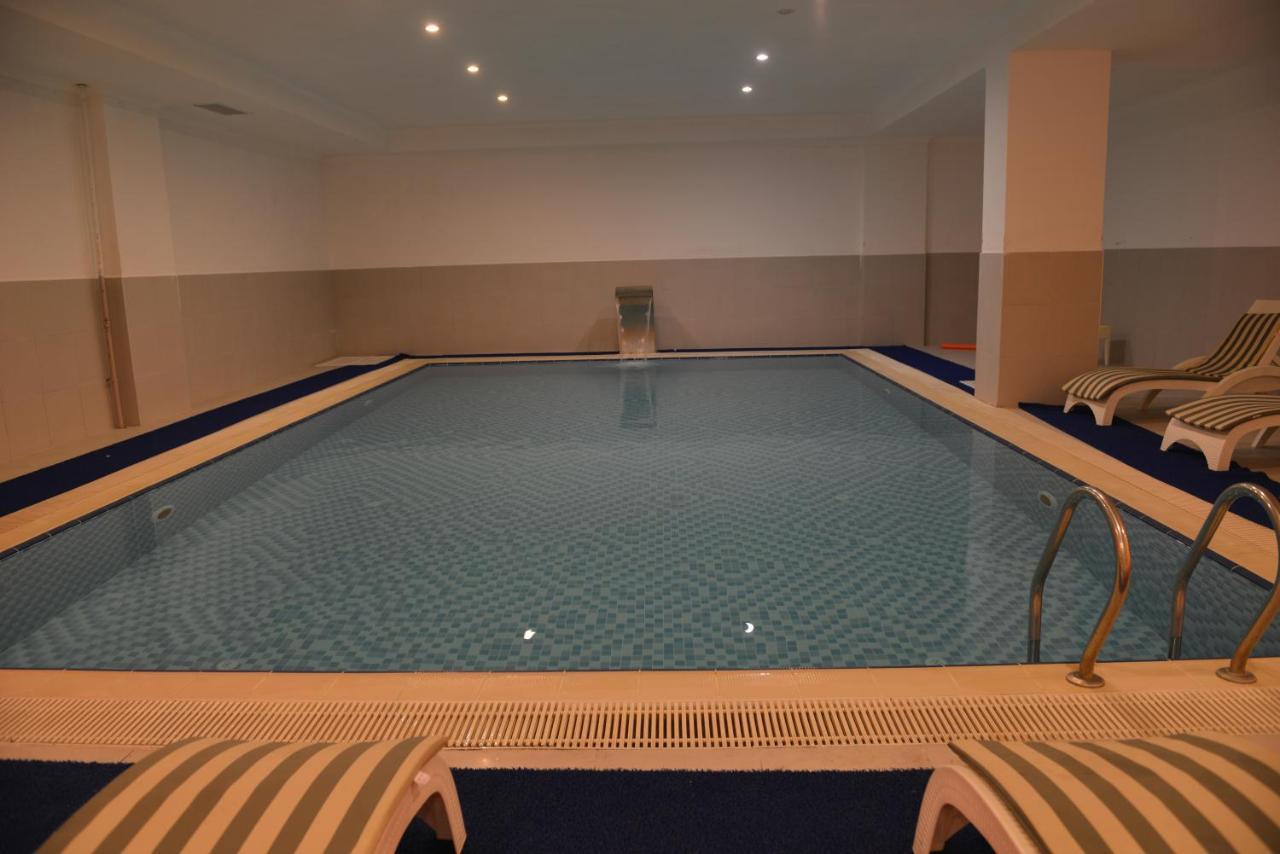 White Palace Hotel Γιάλοβα Εξωτερικό φωτογραφία