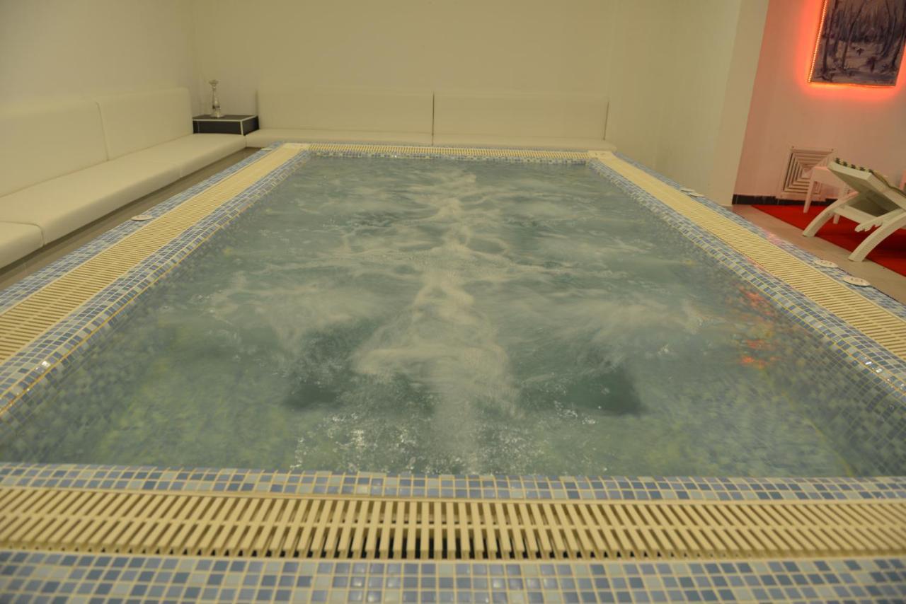White Palace Hotel Γιάλοβα Εξωτερικό φωτογραφία