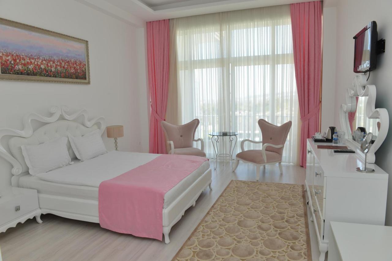 White Palace Hotel Γιάλοβα Εξωτερικό φωτογραφία